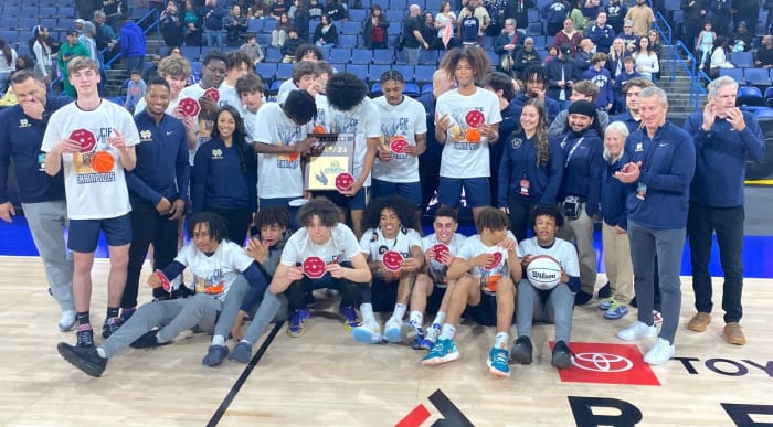 Notre Dame (Sherman Oaks) boys basketball6